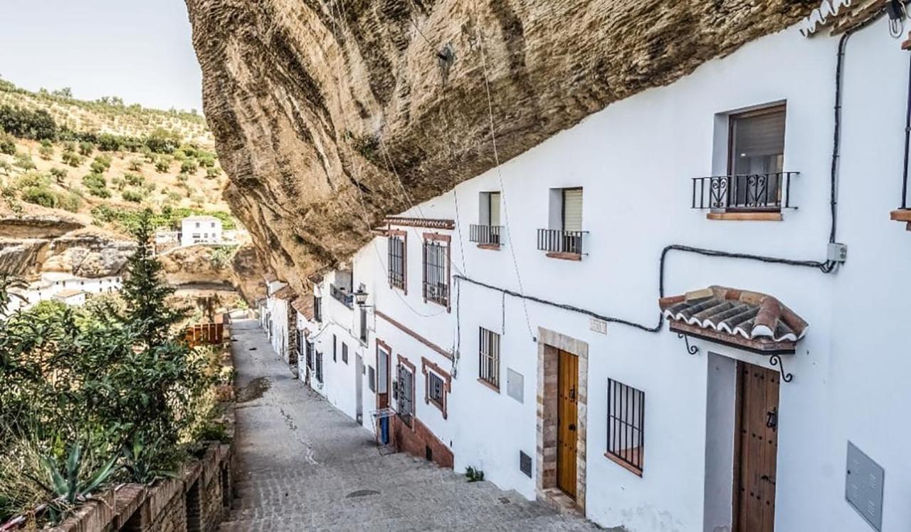 Hotel Tugasa El Almendral Setenil De Las Bodegas Екстериор снимка