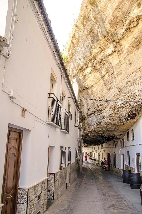 Hotel Tugasa El Almendral Setenil De Las Bodegas Екстериор снимка