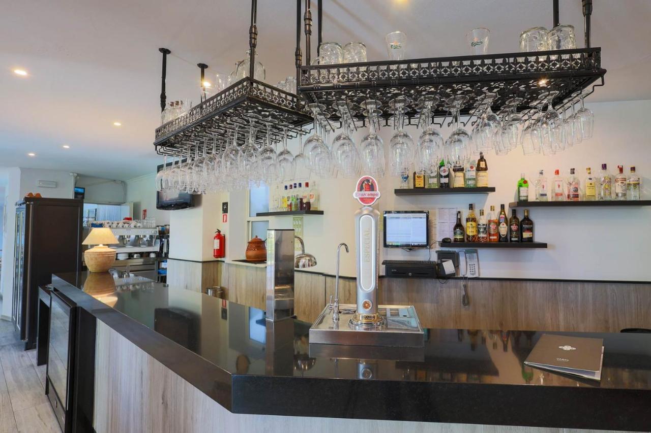 Hotel Tugasa El Almendral Setenil De Las Bodegas Екстериор снимка