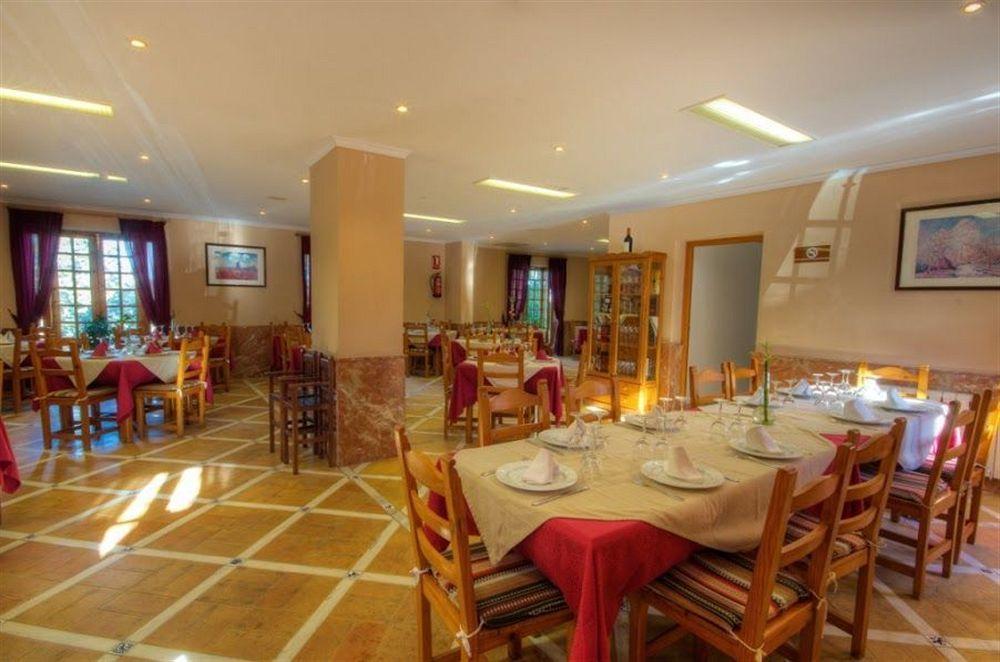 Hotel Tugasa El Almendral Setenil De Las Bodegas Екстериор снимка
