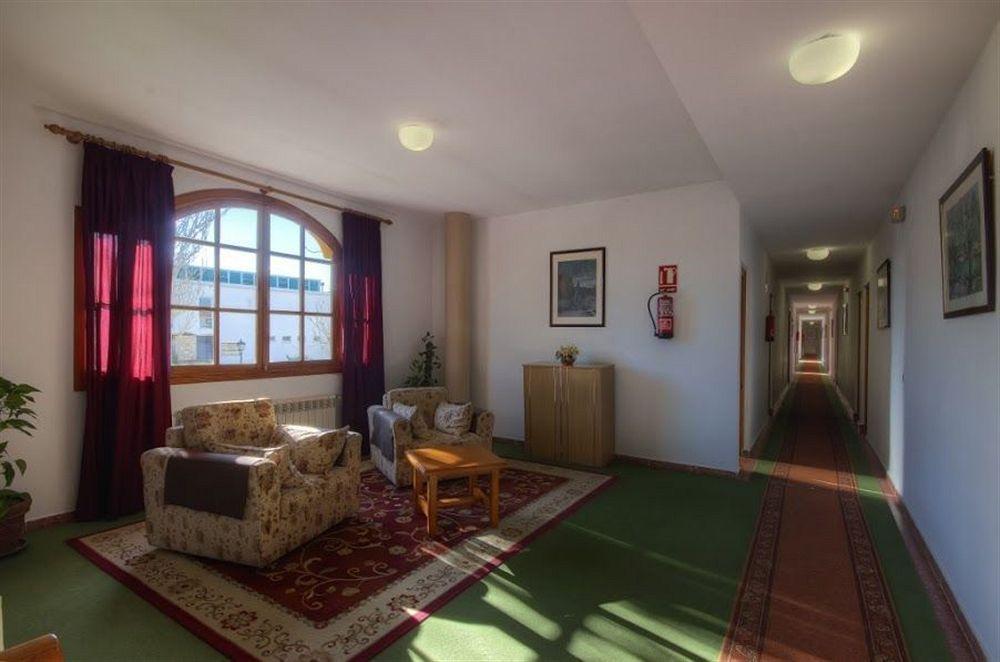 Hotel Tugasa El Almendral Setenil De Las Bodegas Екстериор снимка